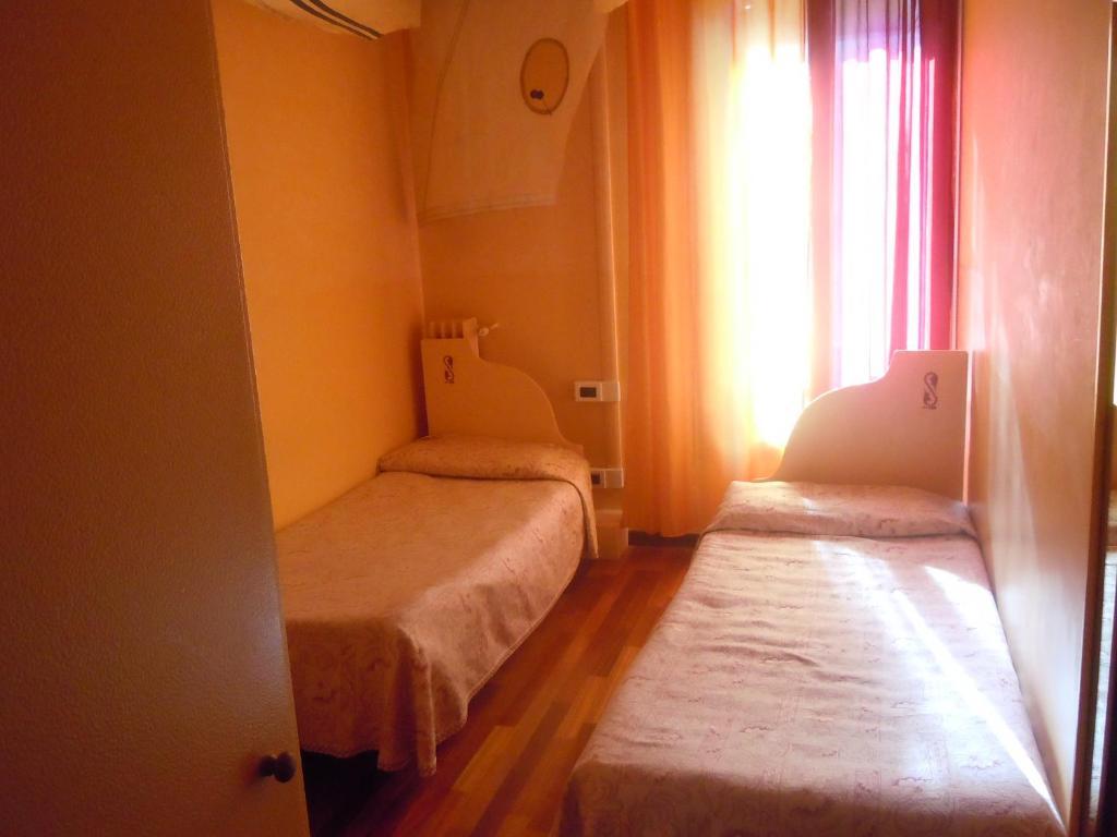 Hotel Cadoro à Venise Chambre photo