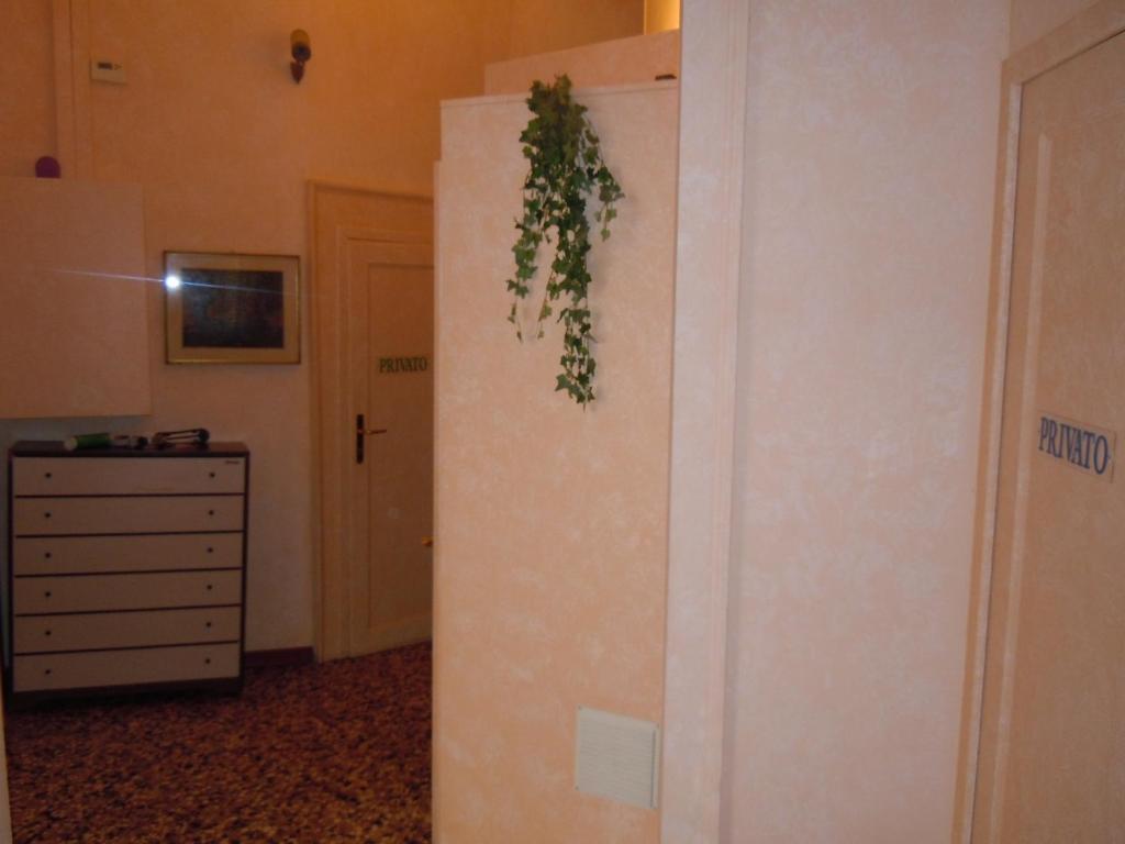 Hotel Cadoro à Venise Chambre photo